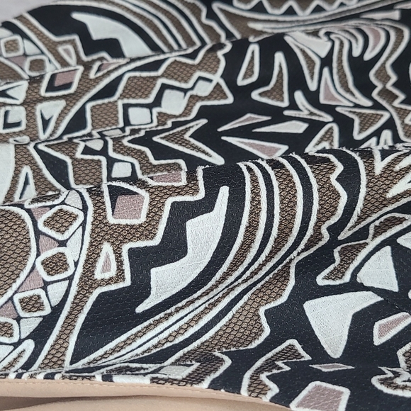 BCBGMAXAZRIA mini dress size 0 - Picture 3 of 10